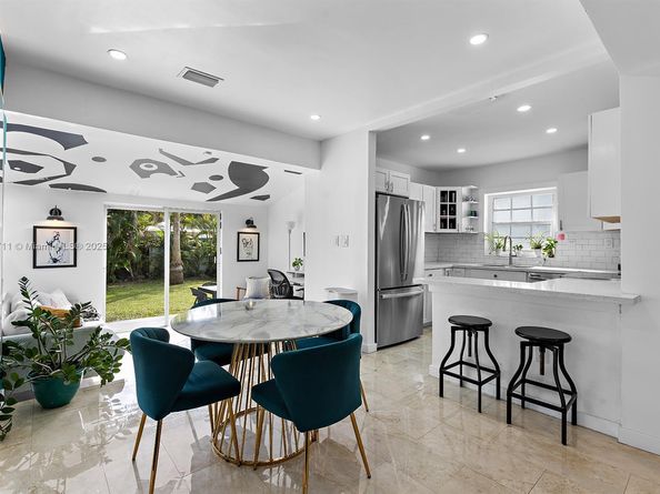 794 NW 45th St, Miami FL 33127