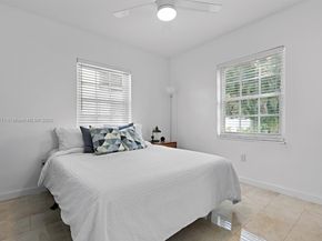 794 NW 45th St, Miami FL 33127