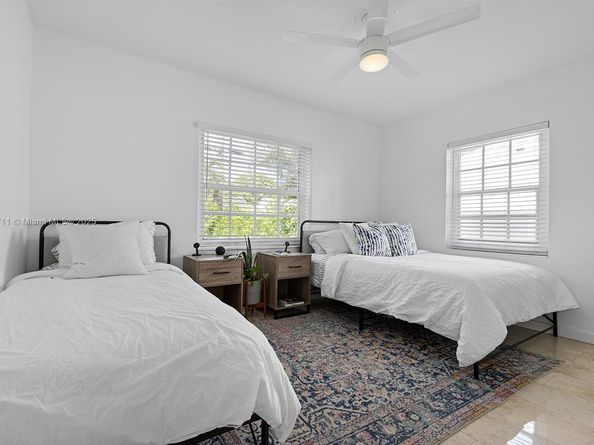 794 NW 45th St, Miami FL 33127