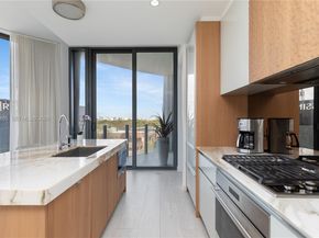 2831 S Bayshore Dr 808, Miami FL 33133