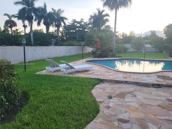 2930 SW 129 Ave, Miami FL 33175