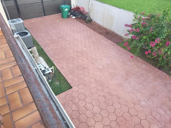 2930 SW 129 Ave, Miami FL 33175