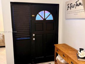 10025 SW 16th St, Pembroke Pines FL 33025