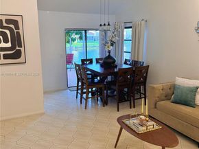 10025 SW 16th St, Pembroke Pines FL 33025