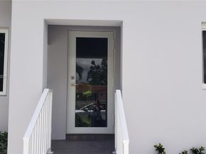 5630 SW 5th St, Miami FL 33134