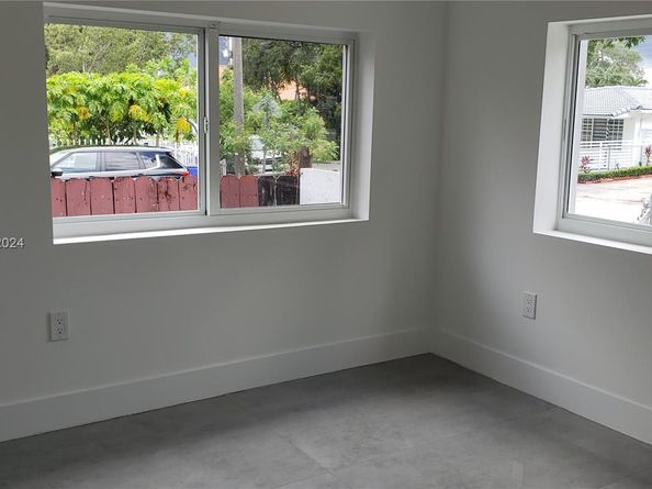 5630 SW 5th St, Miami FL 33134