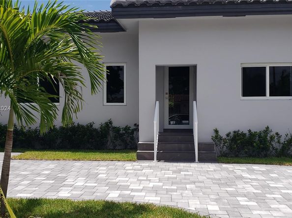 5630 SW 5th St, Miami FL 33134
