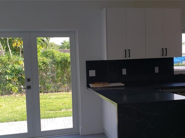 5630 SW 5th St, Miami FL 33134