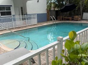 2927 SW 18th Ter, Fort Lauderdale FL 33315