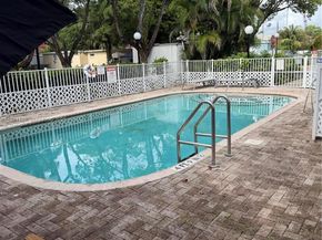 2927 SW 18th Ter, Fort Lauderdale FL 33315