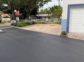 2927 SW 18th Ter, Fort Lauderdale FL 33315