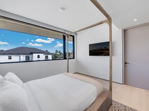 641 Flamingo Dr, Fort Lauderdale FL 33301