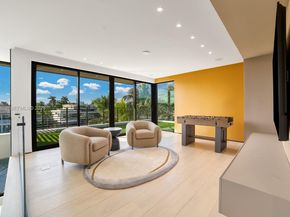 641 Flamingo Dr, Fort Lauderdale FL 33301