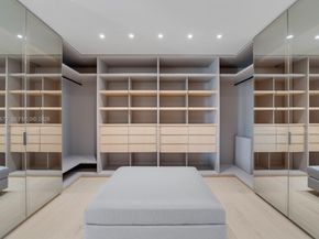 641 Flamingo Dr, Fort Lauderdale FL 33301