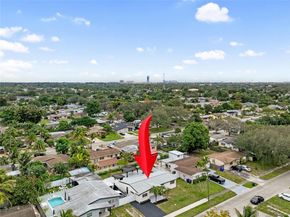 7091 Harding St, Hollywood FL 33024