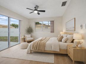 7091 Harding St, Hollywood FL 33024