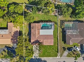 2537 NW 116th Ter, Coral Springs FL 33065