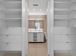 2537 NW 116th Ter, Coral Springs FL 33065