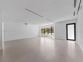 2537 NW 116th Ter, Coral Springs FL 33065