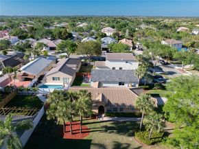 1026 NW 170th Ave, Pembroke Pines FL 33028