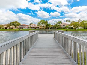 1026 NW 170th Ave, Pembroke Pines FL 33028
