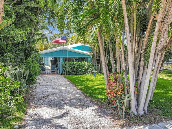 1991 NE 178th St, North Miami Beach FL 33162