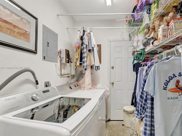 1991 NE 178th St, North Miami Beach FL 33162