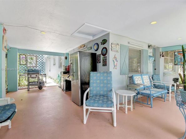 1991 NE 178th St, North Miami Beach FL 33162