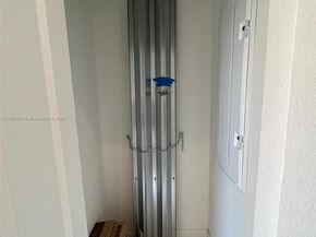 875 NE 211TH St 0, Miami FL 33179