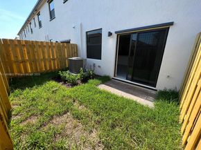 875 NE 211TH St 0, Miami FL 33179