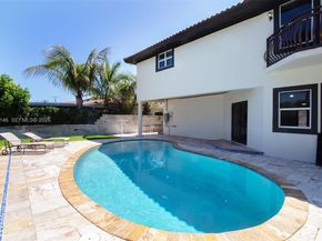 545 S Shore Dr, Miami Beach FL 33141
