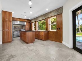 545 S Shore Dr, Miami Beach FL 33141