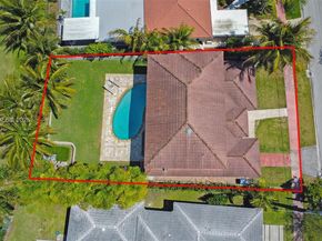 545 S Shore Dr, Miami Beach FL 33141