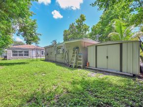 2318 Washington St, Hollywood FL 33020