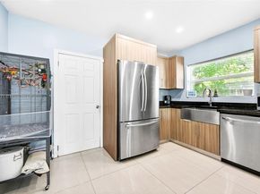 2318 Washington St, Hollywood FL 33020