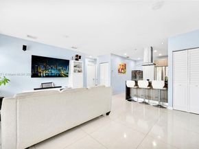2318 Washington St, Hollywood FL 33020