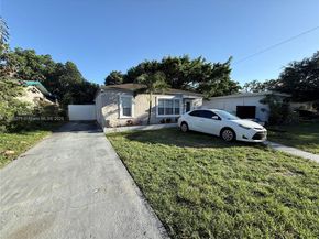 2318 Washington St, Hollywood FL 33020