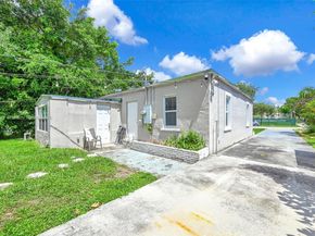 2318 Washington St, Hollywood FL 33020