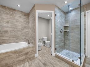 2645 S Bayshore Dr 304, Miami FL 33133
