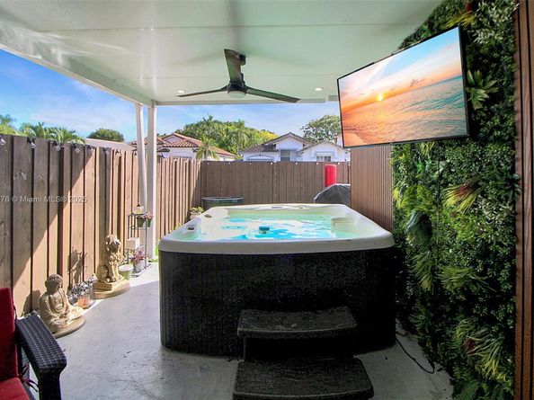 14341 SW 151 Ct, Miami FL 33196