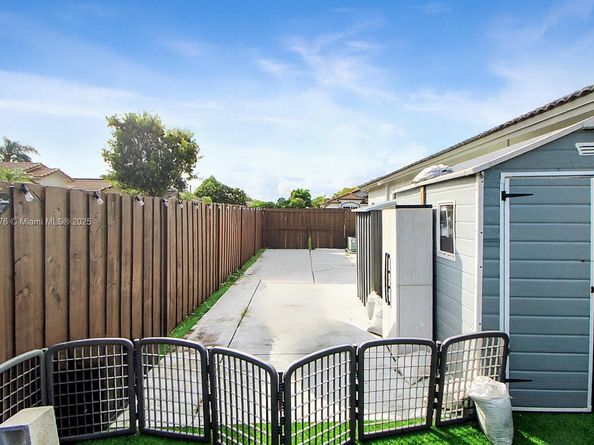 14341 SW 151 Ct, Miami FL 33196