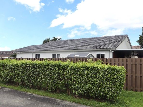 14341 SW 151 Ct, Miami FL 33196