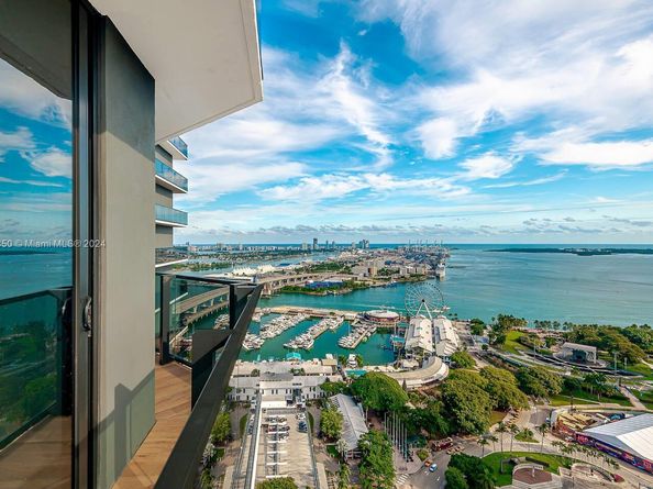 398 NE 5th St 1615, Miami FL 33132