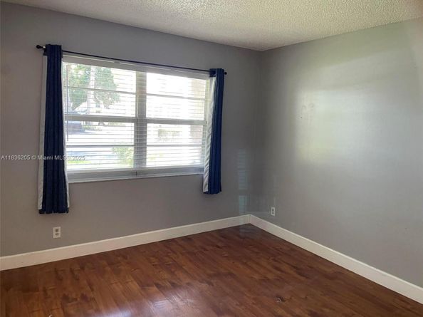 8735 Ramblewood Dr 114, Coral Springs FL 33071