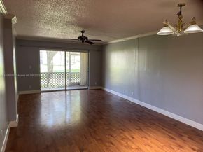 8735 Ramblewood Dr 114, Coral Springs FL 33071