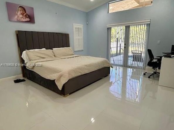 10261 NW 54th Pl, Coral Springs FL 33076