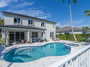 910 Sunflower Cir, Weston FL 33327