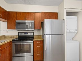 13931 SW 91st Ter 13931, Miami FL 33186