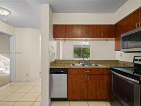 13931 SW 91st Ter 13931, Miami FL 33186