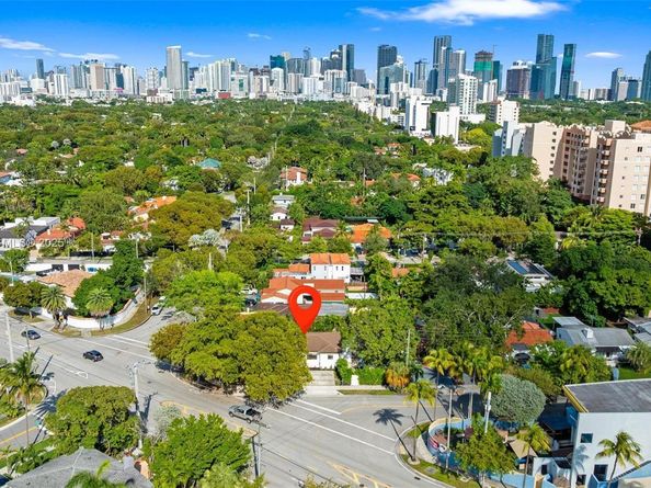 375 SW 32nd Rd, Miami FL 33129
